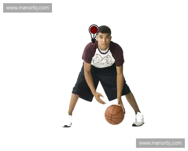 围绕惯性运球技术提升的篮球控球节奏与变向突破综合训练策略研究